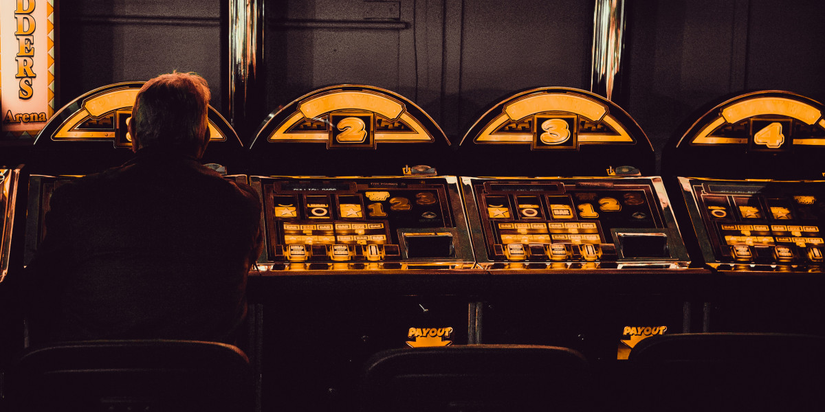 Juegos de Casino en Línea: Comparativa entre Juegos en Vivo y Juegos Automatizados en la Actualidad